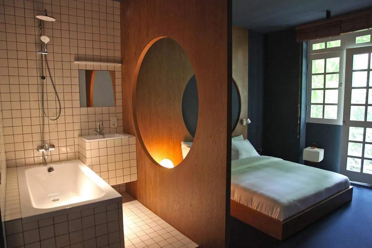 Blueberry Nights Hotel Tbilisi 4*,  Georgien